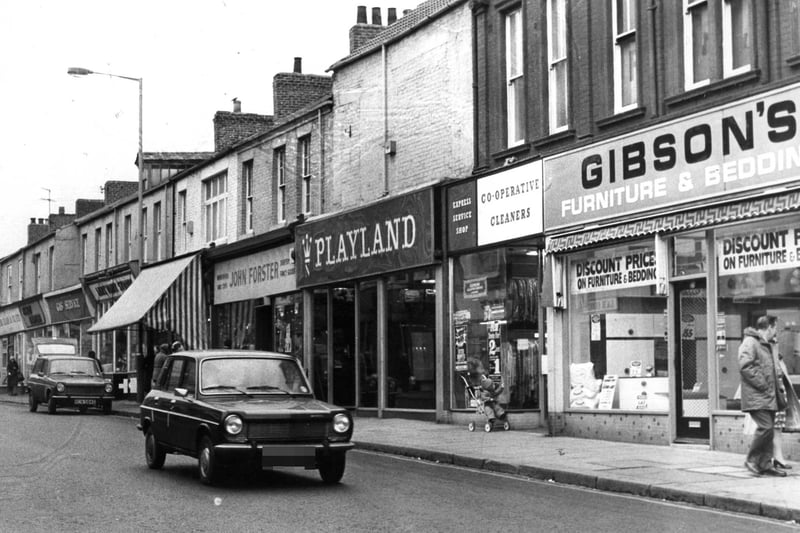 Do you recognise any of the shops in this 1977 Frederick Street scene.