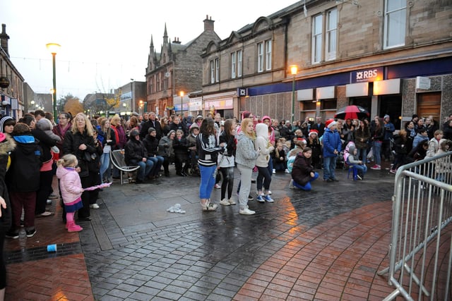 Grangemouth Christmas lights switch could always draw the crowds