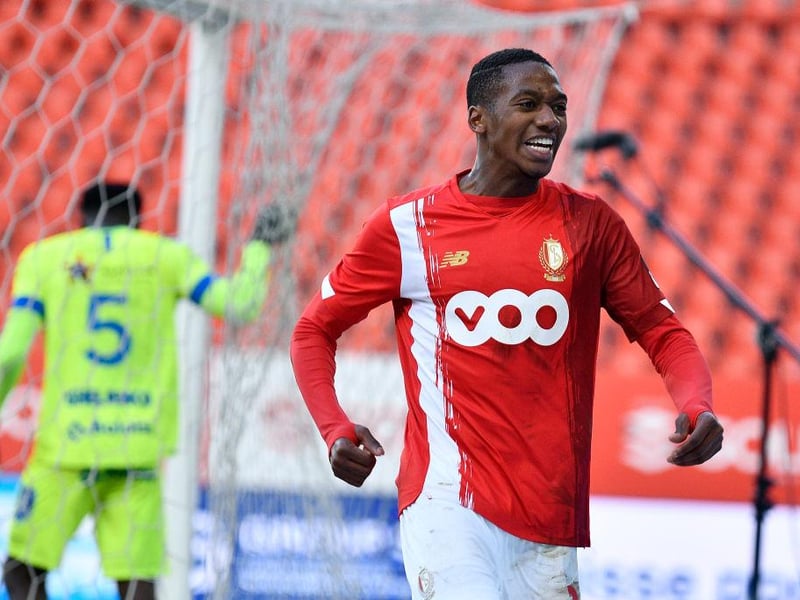 Brighton and West Brom are both keeping tabs on Standard Liege teenager Michel-Ange Balikwisha. (Le Soir) 

(Photo by JOHAN EYCKENS/BELGA MAG/AFP via Getty Images)