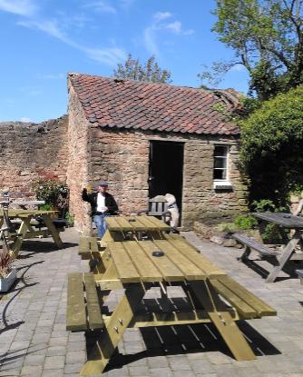 The Brown Cow offer an exciting range of real ales across 12 handpulls, including a selection of rotating guest ales. There are two permanent Brown Cow house beers and Everards Tiger. Treat yourself to a table at The Brown Cow this weekend, you can call them on, 01623 645854.