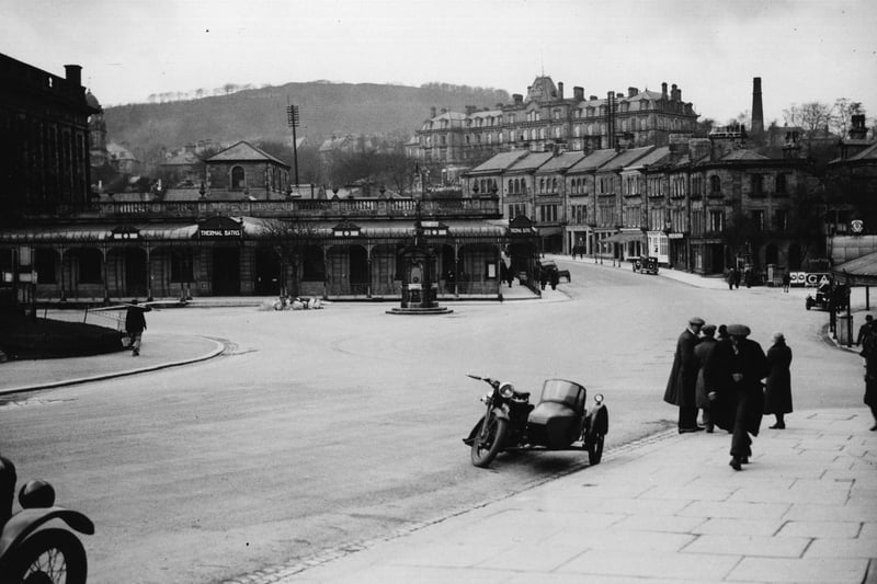 circa 1940:  Buxton High Street and baths.  (Photo by Hulton Archive/Getty Images)
