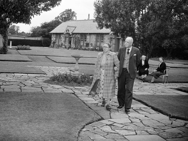 Residents in the grounds of Colinton Cottage Old People's Homes in August 1956.