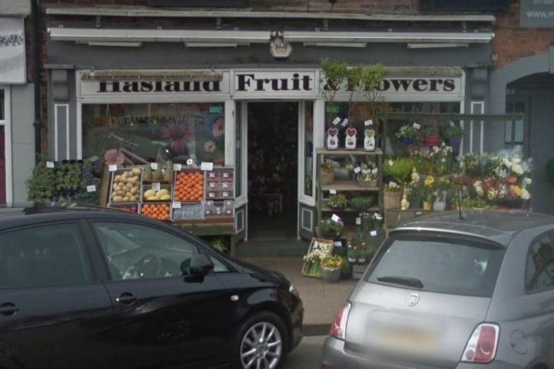 Hasland Fruit & Flowers, on Mansfield Road, will deliver bouquets. (https://www.haslandflowers.co.uk)