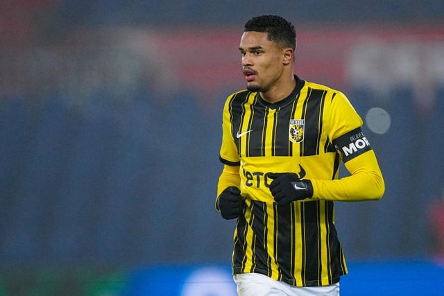 Rangers target Danilho Doekhi has given the biggest hint yet that he will depart Vitesse Arnhem in the summer, while admitting that a move abroad could interest him. The centre-back is out of contract at the end of the season. He said: “I want to take a new step, I am certainly open to that and I am ready for that." (VZ)