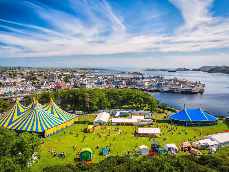 HebCelt in Stornoway is celebrated for its fusion of Celtic, folk, and world music. Artists like The Proclaimers, Lau, and Clannad have performed here, creating a truly international celebration of music on the Isle of Lewis.