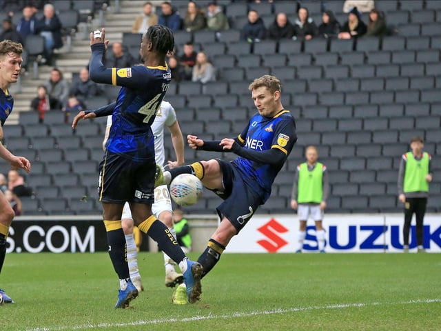 Danny Amos: 7 (43% successful). - Kieran Sadlier: 7 (14% successful)