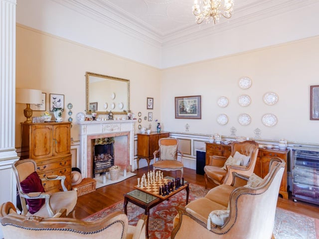 Drawing room.