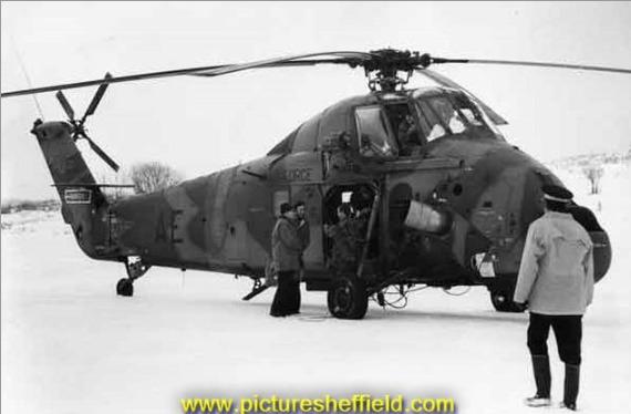 A Westland Wessex military helicopter brought minister for the environment, then known as  minister for snow, Dennis Howell, to Sheffield in the snow of early 1979. Picture: Sheffield Newspapers / Picture Sheffield