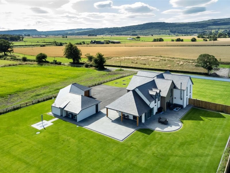 The property enjoys a beautiful countryside setting.