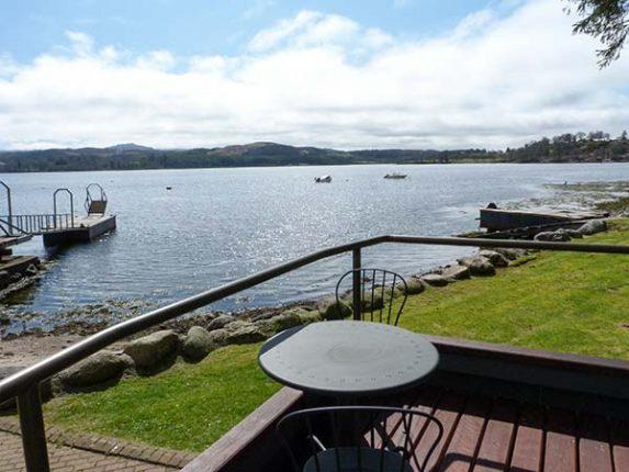 Open plan, studio style rental in Dundonald Landing. It is detached wooden chalet in a private location close to Loch Etive and near the small village of Benderloch on the west coast.