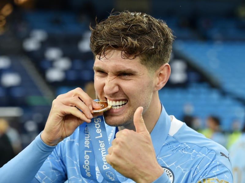 Manchester City have confirmed that defender John Stones has signed a new five-year deal to extend his stay with the Citizens until 2026. The 27-year-old played a key role in his side's Premier League winning campaign last season, and helped England reach the final of Euro 2020. (Club website)