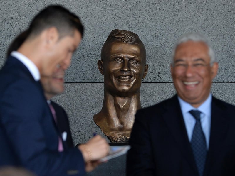 Possibly one of the best known statues was at Madeira Airport