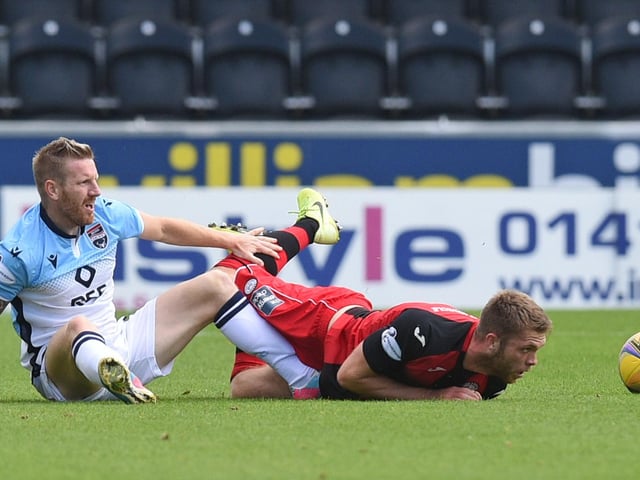 The veteran winger was resplendent in Ross County’s deserved draw at St Mirren. He had a key part in the equalising goal, but aside from that he was a constant threat for the Staggies throughout the afternoon. He possesses great technique as well as an astute drop of the shoulder which takes him away from full-backs with ease. He may be 34 but by the looks of things still has plenty to offer.
