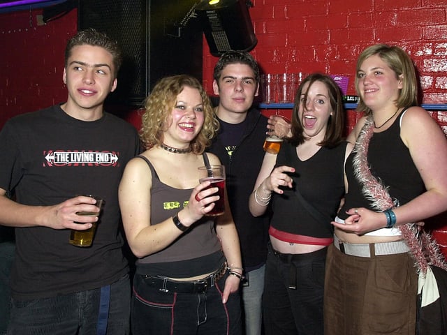 Photo of clubbers having a good time at Subway in Club EQ at Granada Road, Southsea in 2003. Picture: (031823-0006)