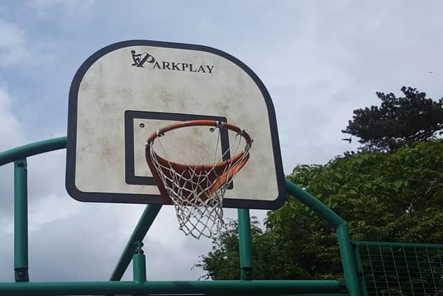A petitioner calling on Sheffield Council to get better basketball rims promised to ‘not vote Labour’ if another political party fulfils their request.
