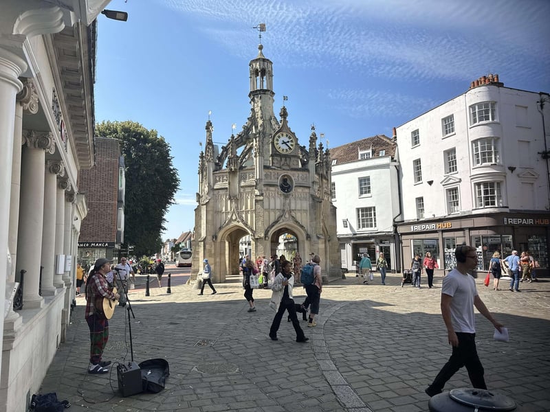 It took an average of 115 days to sell a property in the Chichester area, based on the sale of 45 homes from March 2024 and March 2025.