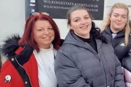 Shanel Crampton, right, with her mum Kellie and grandmother Tracy