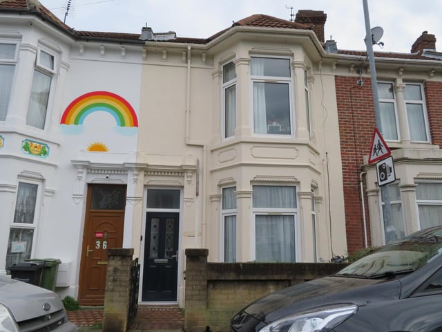 Five bed terraced house - fully tenanted HMO. Gladys Avenue. £330,000
Agent: Vendors and Buyers - 02394 249745