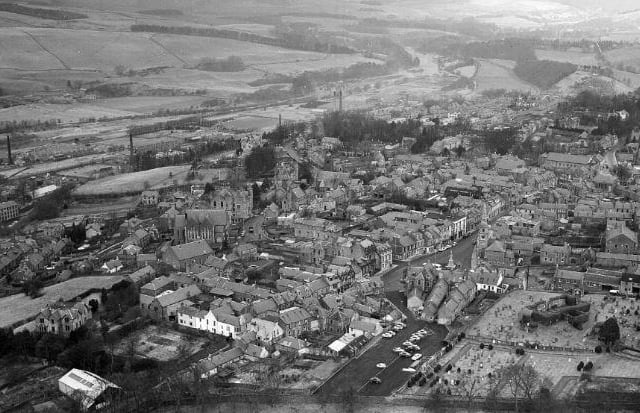 Aerial view of Selkirk, March 1964.