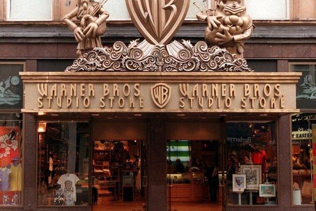 Exterior of the Warner Bros Studio Store in Buchanan Street in 1994.