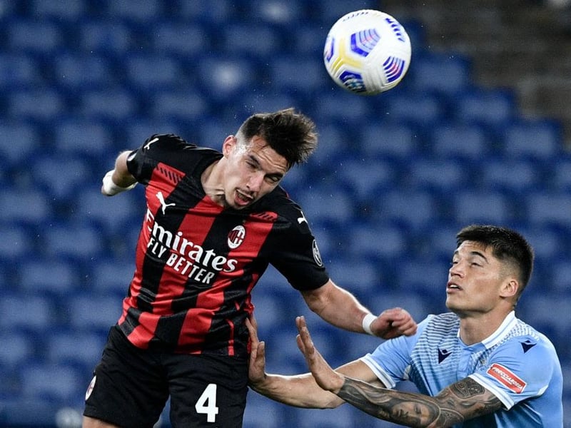 Manchester United will look to pursue a deal for AC Milan star Ismael Bennacer this summer. (Fichajes)
(Photo by FILIPPO MONTEFORTE/AFP via Getty Images)