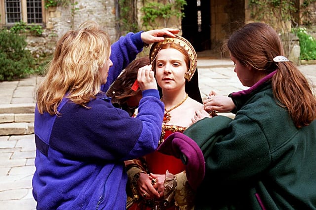 Filming of the Prince and Pauper at Haddon Hall in 1996