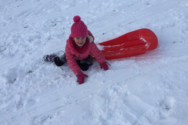 Betsy Holt sledging at Tapton field in 2018