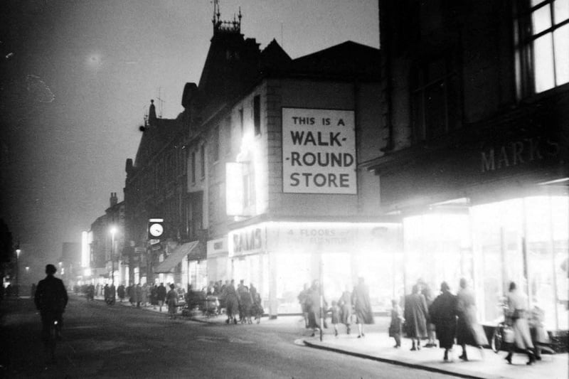 There's a definite festive feel in this view of Lynn Street. Did you do your Christmas shopping there decades ago?