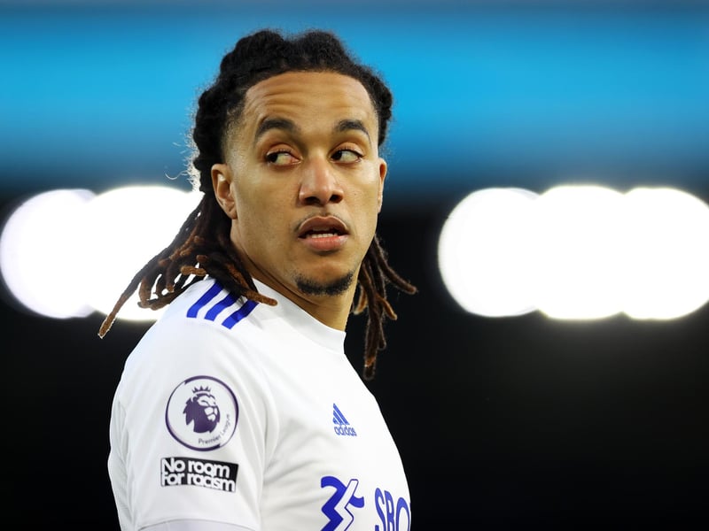 Leeds United's £15m man Helder Costa has played his last game for the club, according to pundit Gabby Agbonlahor. The ex-Wolves ace is currently on loan with Valencia, who has an option to buy, and Agbonlahor claimed Leeds' signing of Dan James means Costa won't return. (Football Insider)