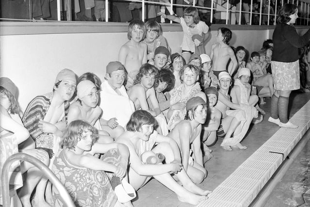 Many of us will remember school trips to the baths and here are boys from Farringdon School at Sunderland Polytechnic baths in 1974.
