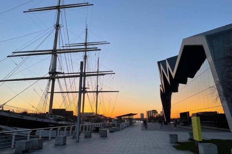 One of the city’s newest attractions is the Riverside Museum which boasts over 3,000 objects that showcases the part Glasgow played in heavy industries. 
