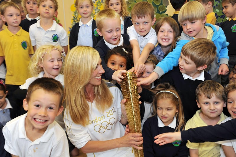Olympic torch bearer Michele Harrop visited Gateford Park Primary School to show the children her torch.