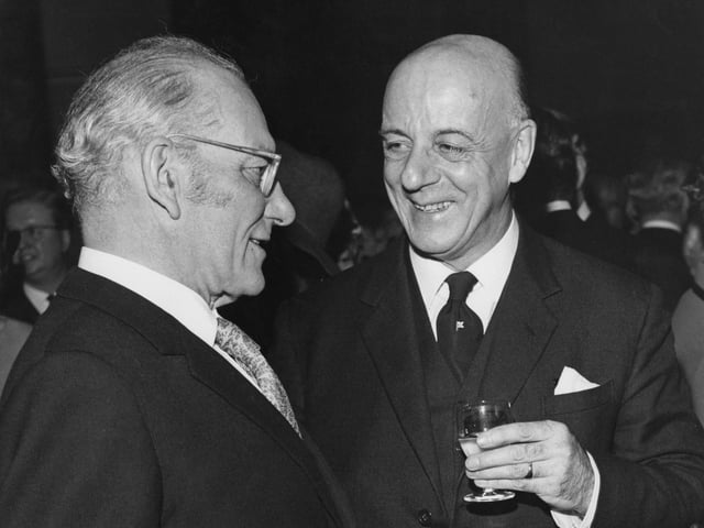 Between 1967 and 1968, Sir Alec single-handedly circumnavigated the globe in his boat Lively Lady. He has a pub in Port Solent named after him as well as a road in the city.