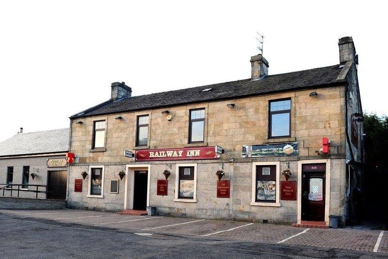 The Railway Inn found in the village of Dennyloanhead is "the best" according to our readers, who assure us mac and cheese lovers won't be disappointed with a visit here.