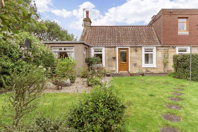 2 bedroom semi-detached cottage, fixed price £100,000.