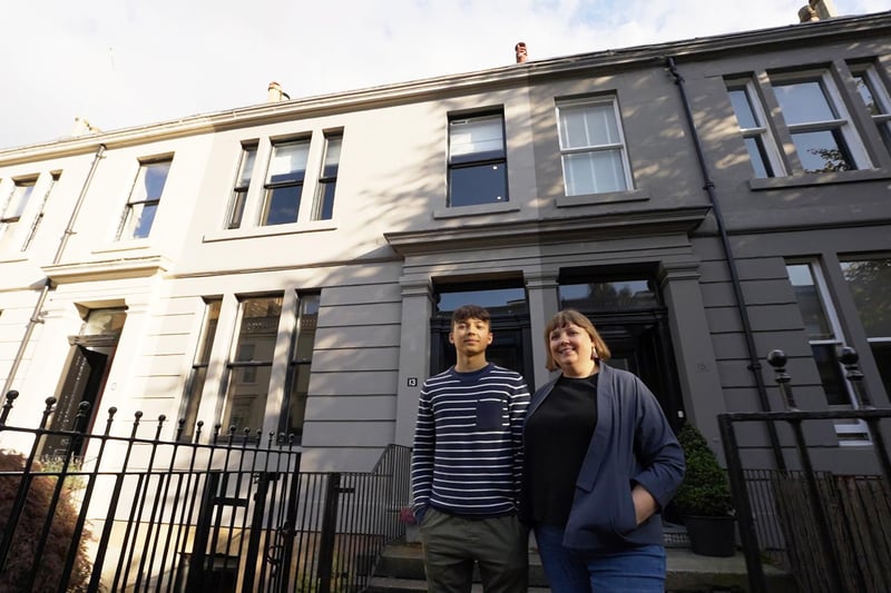 The West End Townhouse is home to Niki and her teenage son, Gilli.
