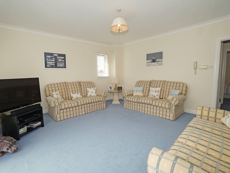 Look inside this four bedroom home in Bryher Island, Port Solent which is on sale for over £1.1m.