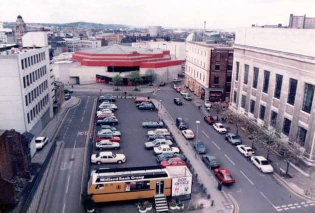 Tudor Square 1986