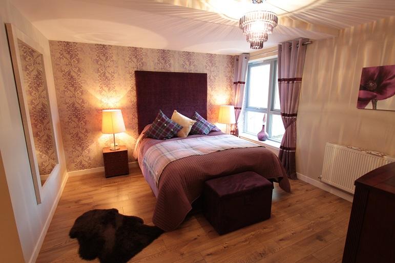 The apartments feature beautifully-decorated and comfortable bedrooms.