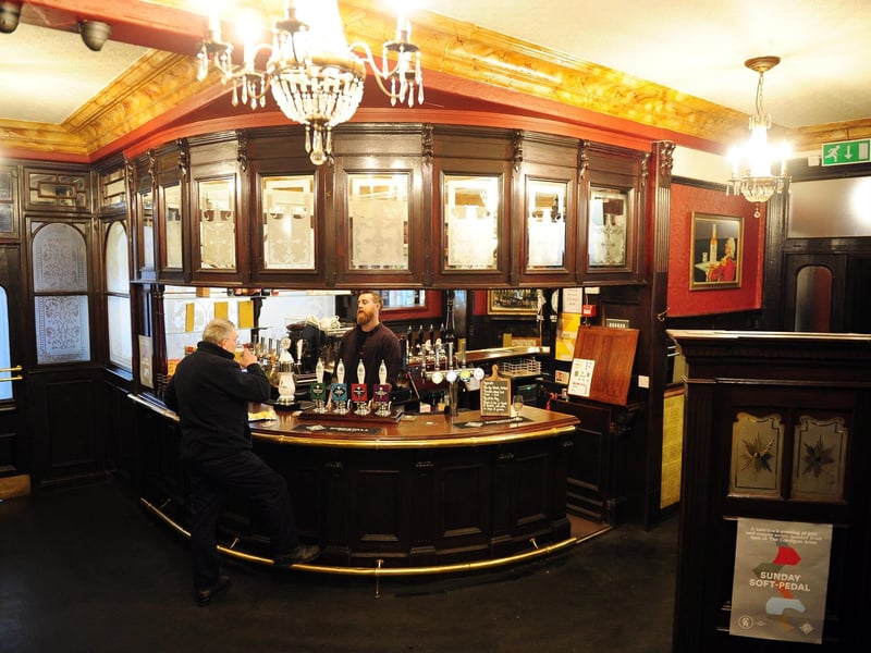 Cardigan Arms, in Kirkstall Road, has a rating of 4.6 stars from 967 Google reviews. A customer at Cardigan Arms said: “Great Sunday roast, plus multiple Veggie options were available. Would recommend the cheesy leeks as a side!” 
