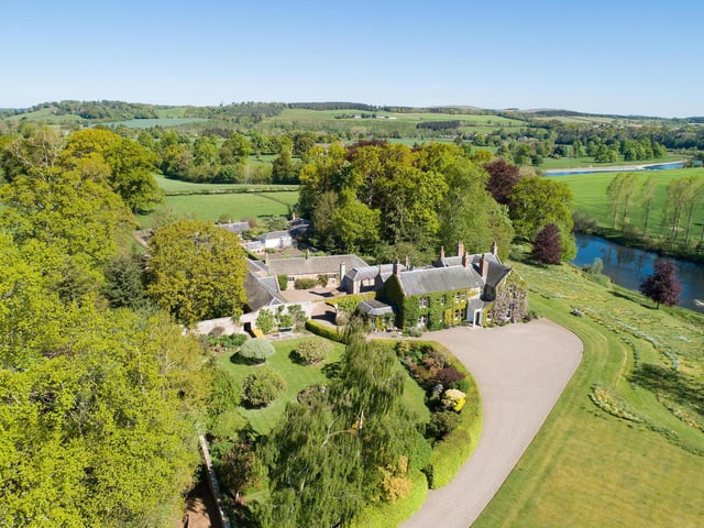 Benrig is an attractive, 17th century former farmhouse, possibly the best positioned country house on the banks of the Tweed in the Scottish Borders. Offers over £1,950,000.