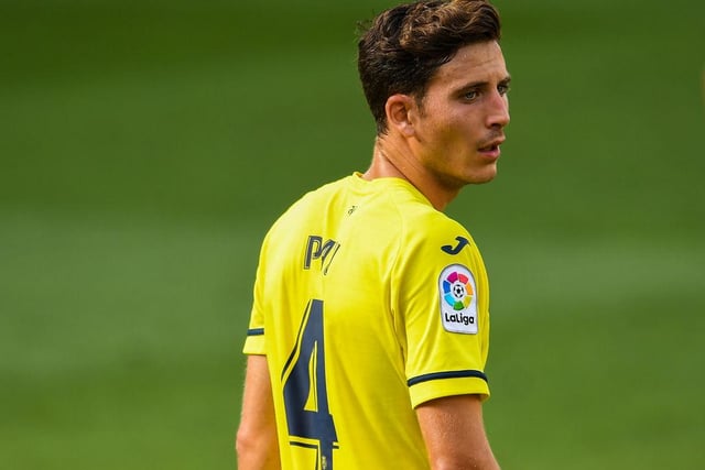Manchester United are eyeing a move for Villarreal defender Pau Torres as a new defensive partner for Harry Maguire. He is Ole Gunnar Solskjaer’s top choice. (The Times)