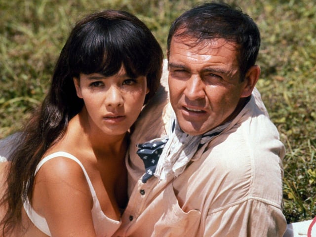 Mie Hama and Sean Connery in You Only Live Twice - 1967