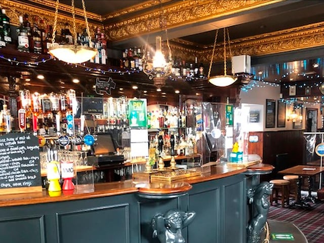 This charming wee pub offers a cheery atmosphere down by the water's edge. The food is worth stopping for too, with great views over the Tay from dining room upstairs.