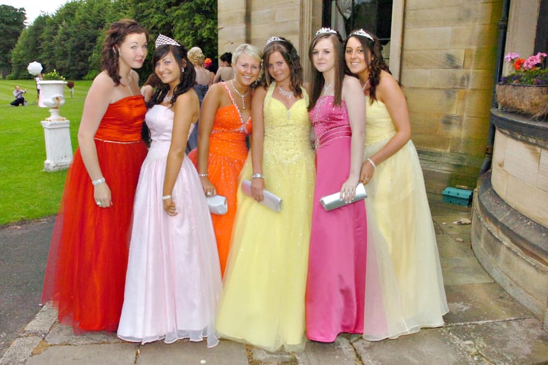 The Farringdon School Prom in 2009 was held at Beamish Hall. Do you recognise any of the students?