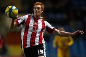 Dave Kitson of Sheffield United controls the ball (Photo by Harry Engels/Getty Images)