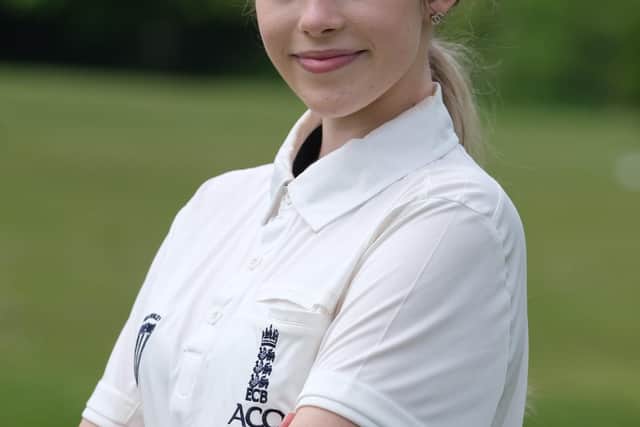 Fleur was introduced to cricket by her teacher at King Ecgbert School.