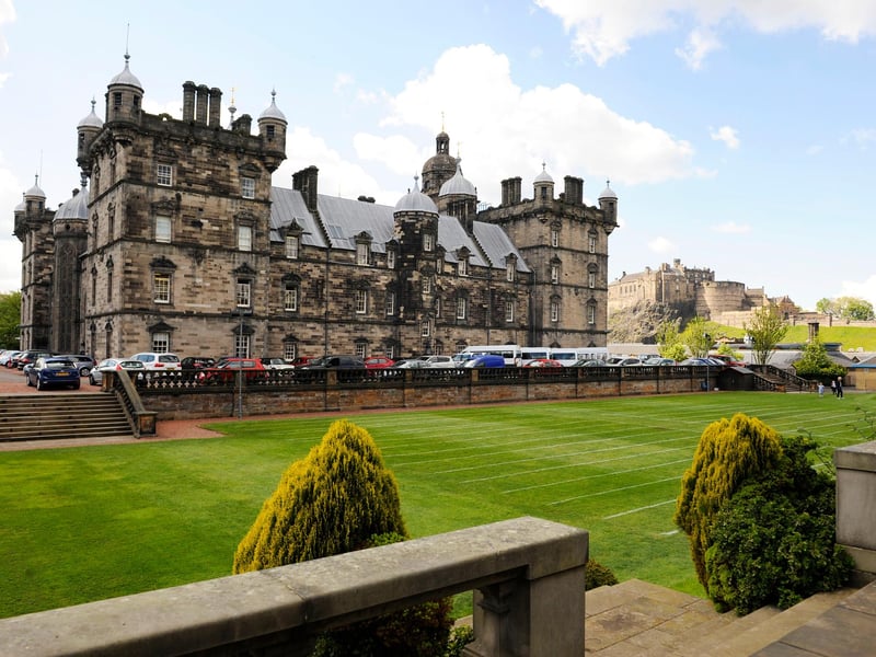 How many schools in the world boast a castle as their backdrop and can legitimately claim to occupy just as fine a building? The school, which operates as both a primary and secondary school, was established in 1628 as George Heriot's Hospital and is notable for its exquisite renaissance architecture.