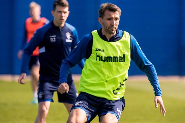 Former Rangers defender Gareth McAuley has backed Steven Gerrard to bring trophies to Ibrox (The Sunday Post)