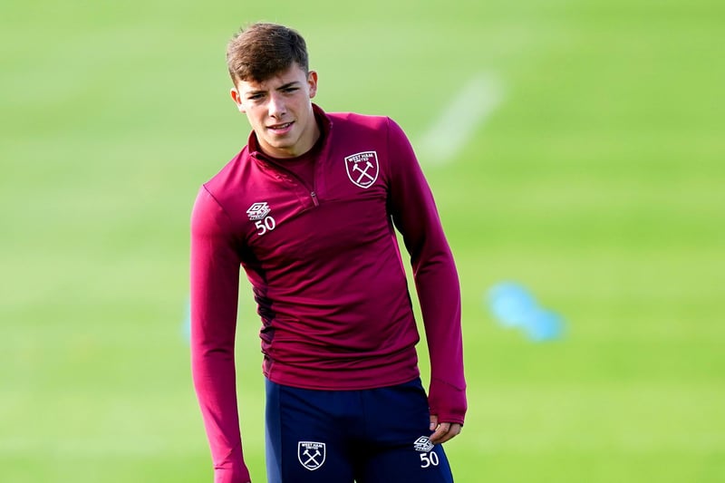 The deadline day signing from West Ham United is not cup tied for the Carabao Cup but is set to watch the match from the stands at St James’s Park this evening having only just arrived. 